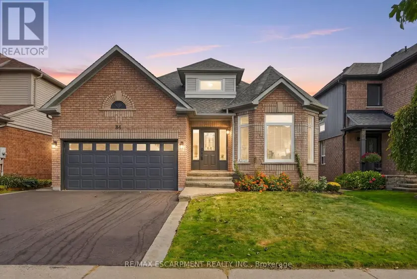 Detached at 84 RILEY STREET, Hamilton