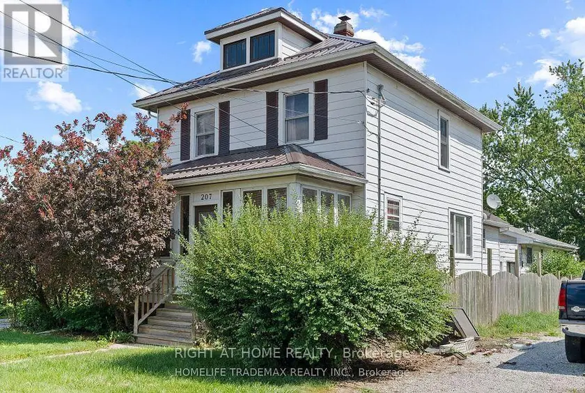 Detached at 207-209 INSHES AVENUE, Chatham-Kent