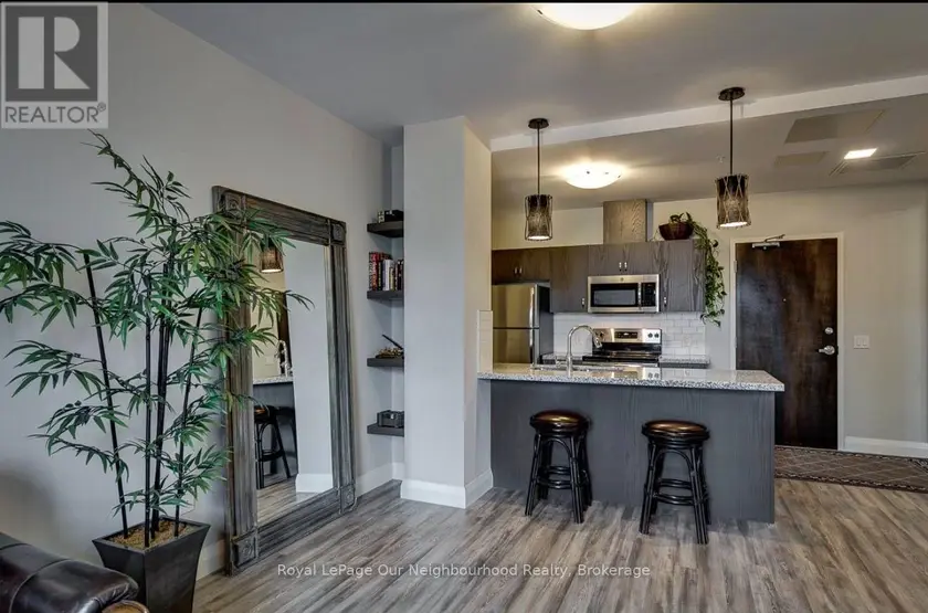 Apartment at 314 - 118 KING STREET E, Hamilton