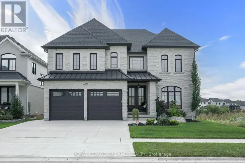 Detached at 4038 AYRSHIRE AVENUE, London South