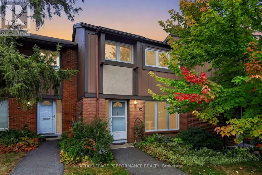 Townhouse at 183 - 2111 MONTREAL ROAD, Ottawa