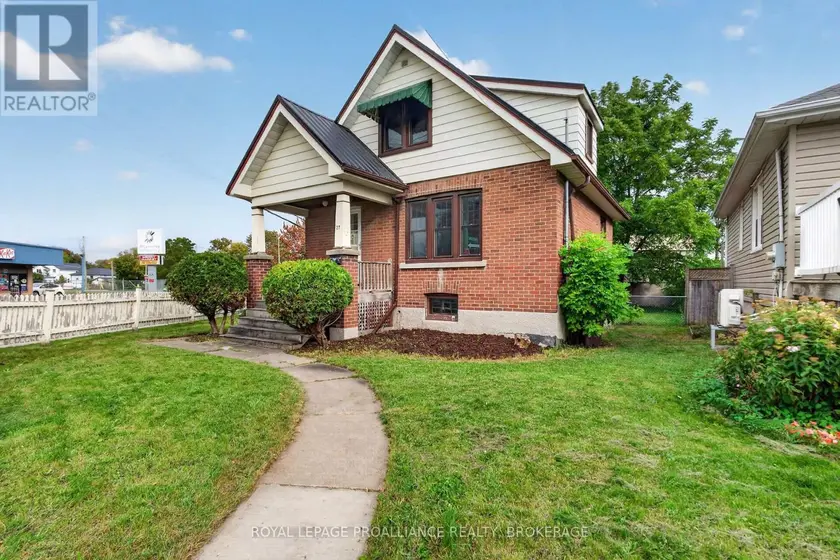 Detached at 27 DRAYTON AVENUE, Kingston