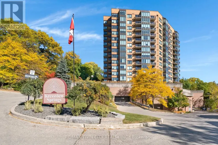 Apartment at 237 KING STREET W, Cambridge
