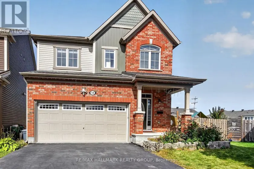 Detached at 18 SWEETBAY CIRCLE, Ottawa