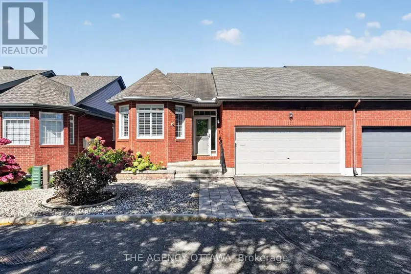 Townhouse at 111 BARTLETT PRIVATE, Ottawa