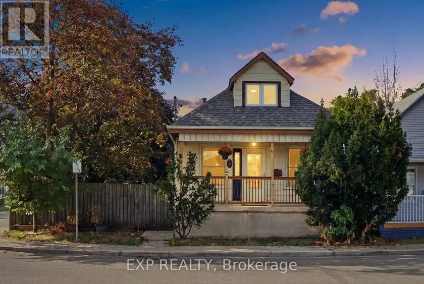 Detached at 264 BRITANNIA AVENUE, Hamilton