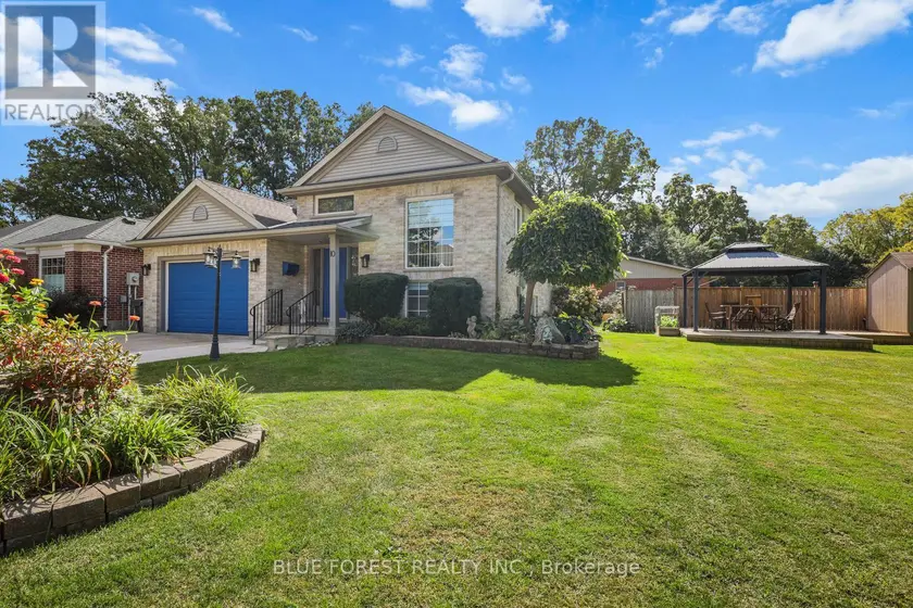 Detached at 10 SYMPHONY COURT, Central Elgin