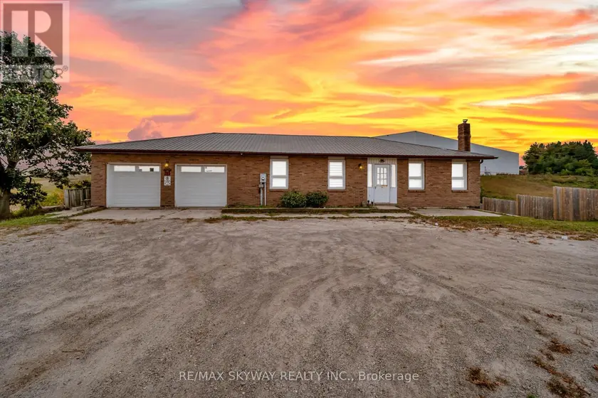 Detached at 205386 COUNTY RD 109, East Garafraxa