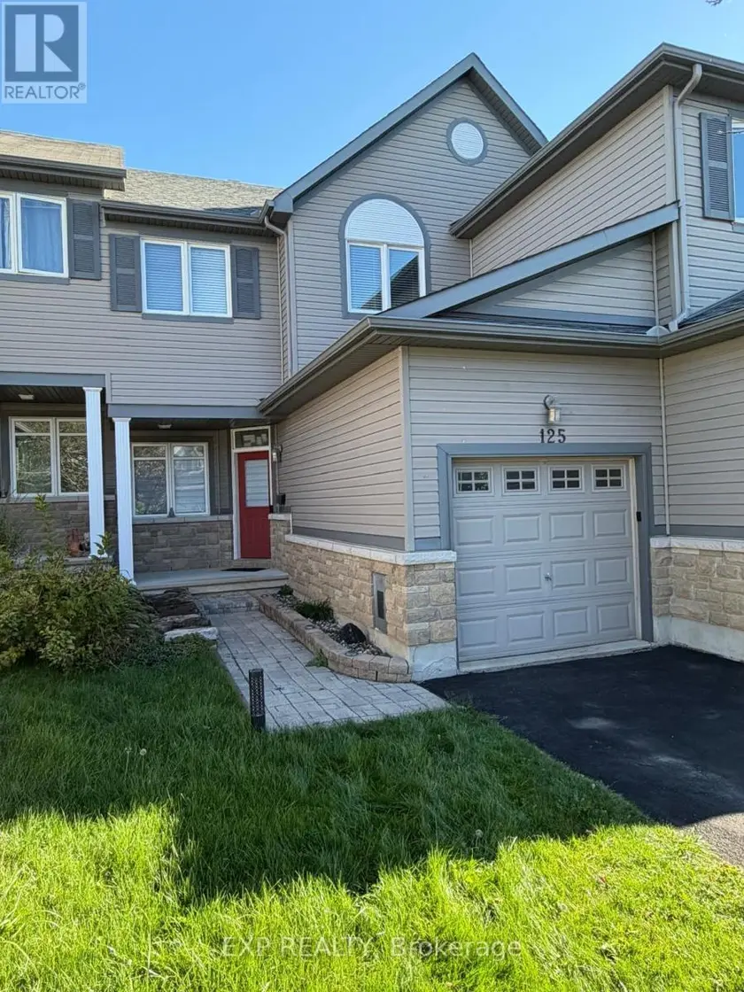 Townhouse at 125 DAHLIA STREET E, Clarence-Rockland