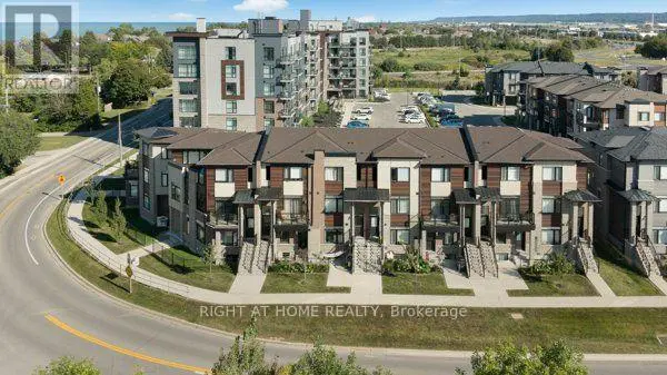 Townhouse at 5 - 590 NORTH SERVICE ROAD, Hamilton