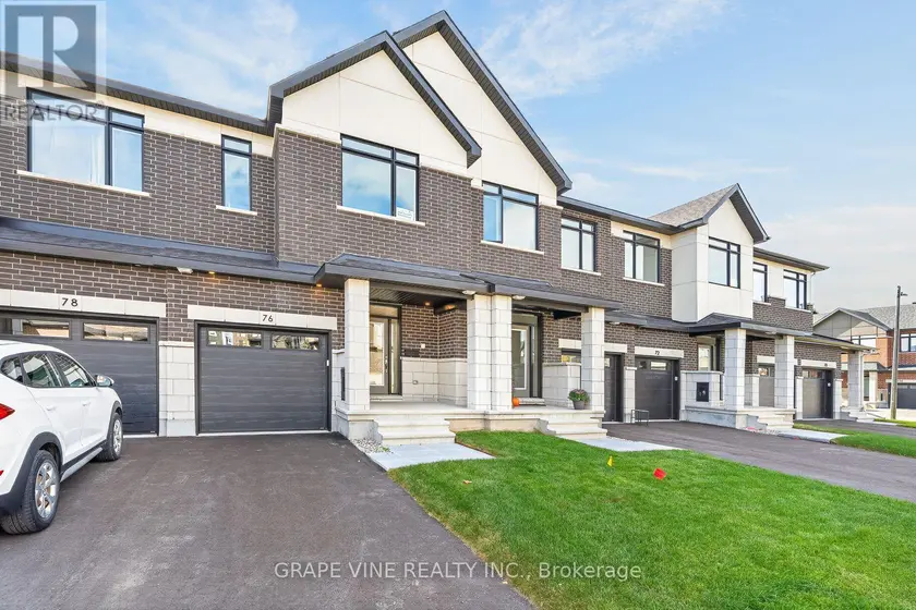 Townhouse at 76 SAN FELICE CIRCLE, Ottawa