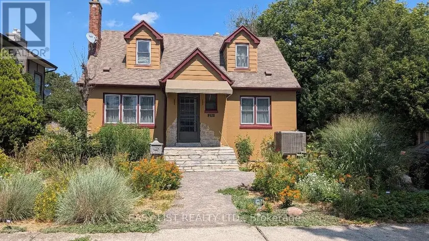 Detached at 271 JOSEPH STREET, Chatham-Kent