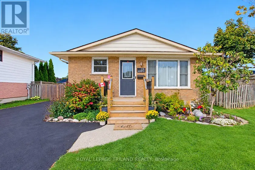 Detached at 128 HIGHVIEW DRIVE, St. Thomas