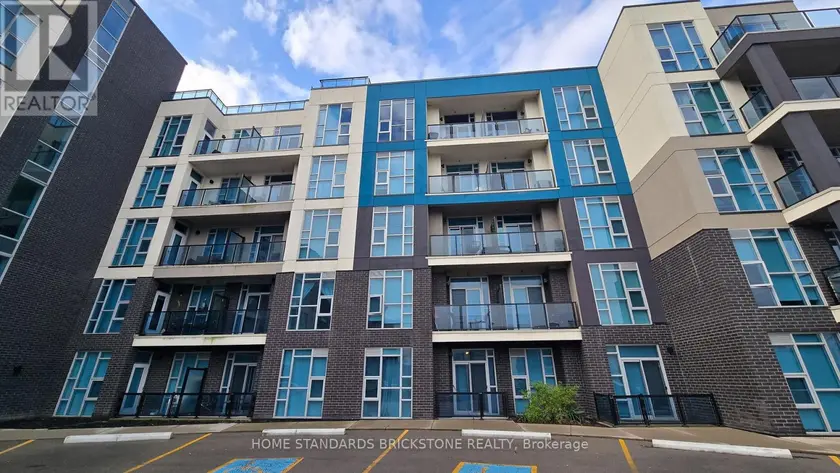 Apartment at 323 - 10 CONCORD PLACE, Grimsby