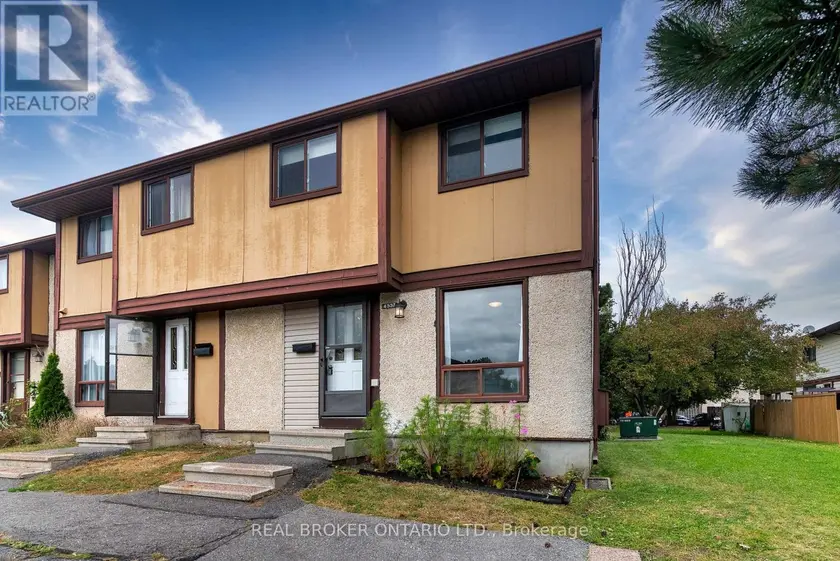 Townhouse at 49 - 4337 WELDON DRIVE, Ottawa