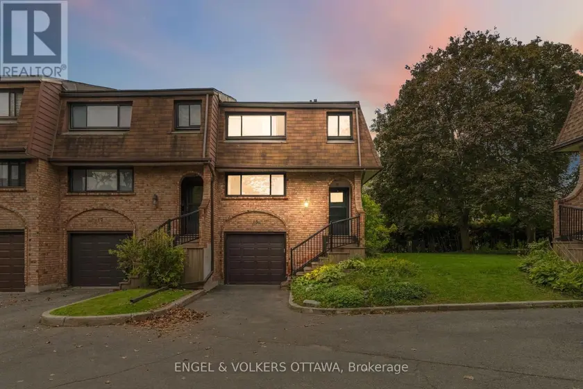Townhouse at 18 - 2 BERTONA STREET, Ottawa