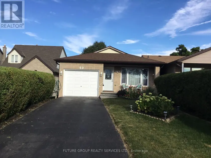 Detached at 40 LYTON CRESCENT, Hamilton