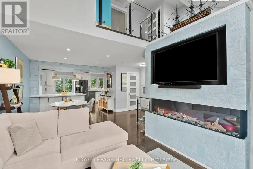 Townhouse at 15 - 178 SCOTT STREET, St. Catharines