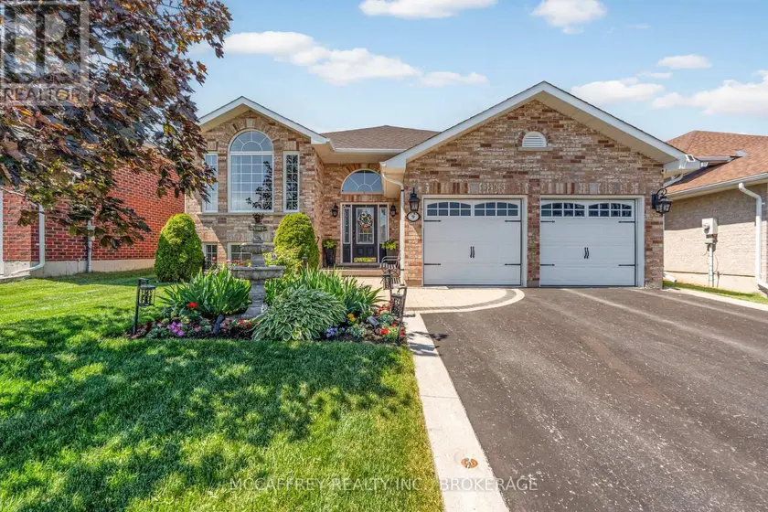 Detached at 9 HARTWOOD CRESCENT, Greater Napanee