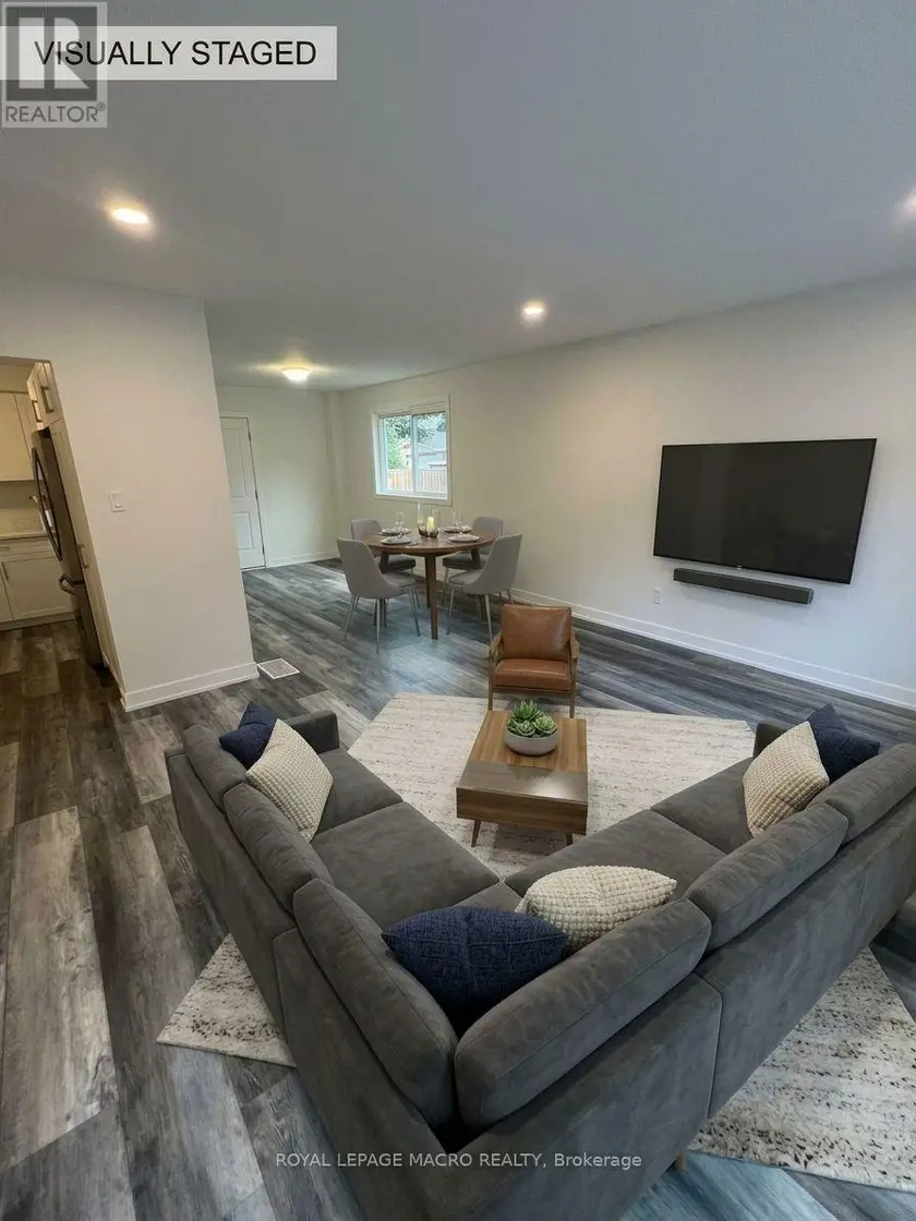 Semi-Detached/Link at 80 DELAWANA DRIVE, Hamilton