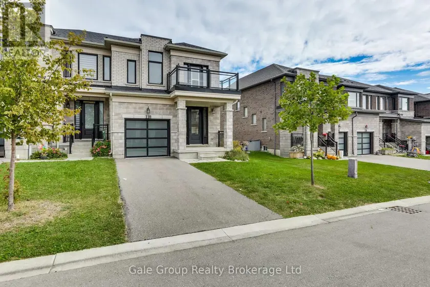 Townhouse at 118 HUNTINGFORD TRAIL W