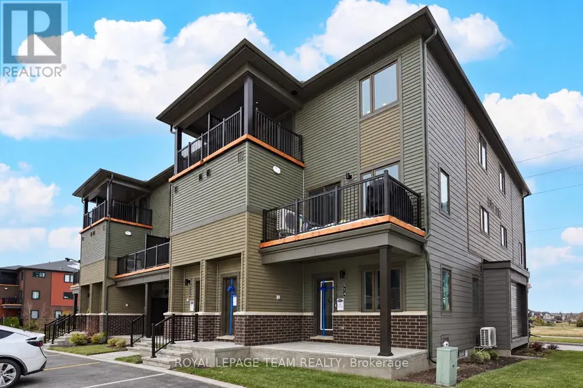 Townhouse at 514 LILLIAN FREIMAN PVT S, Ottawa