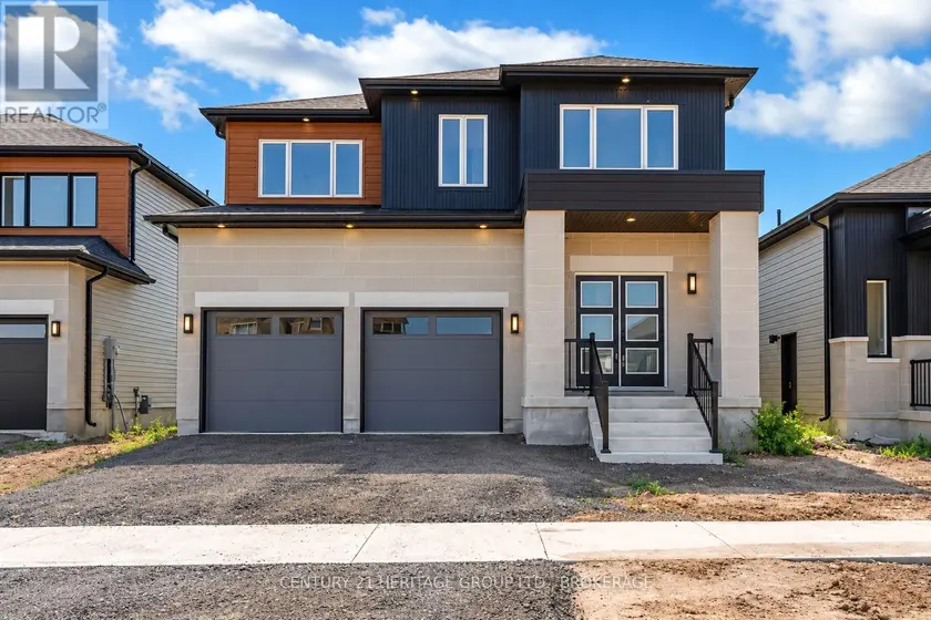 Detached at 48 DUSENBURY DRIVE, Loyalist