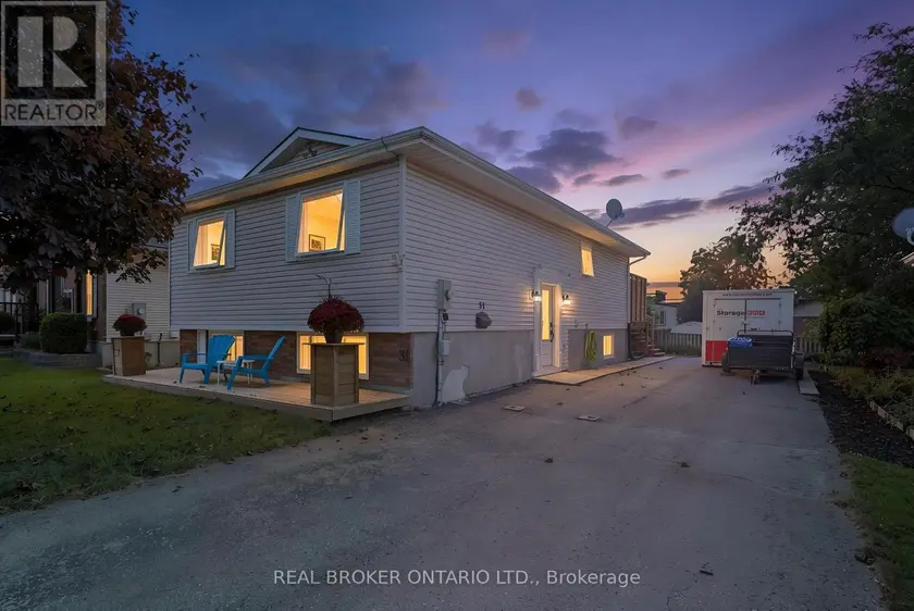 Detached at 31 BECKETT BOULEVARD, Tillsonburg