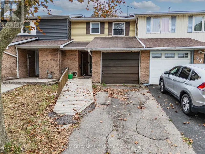 Townhouse at 62 GLEDHILL CRESCENT, Hamilton