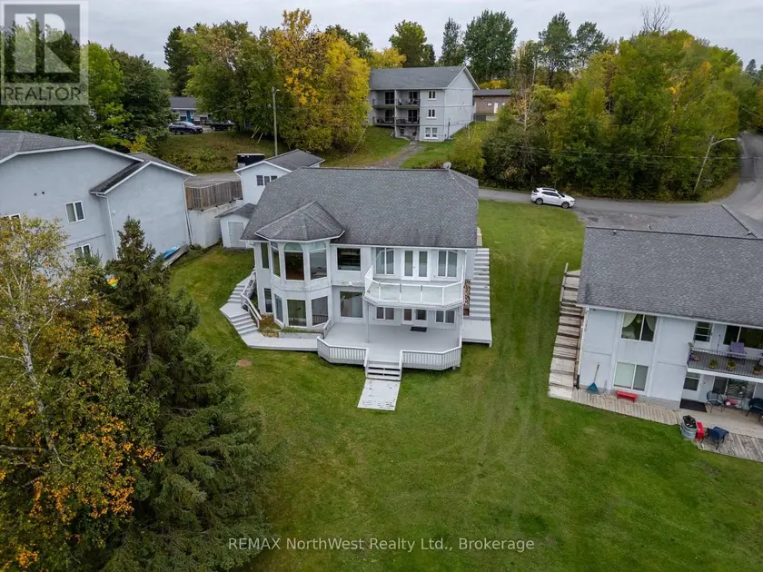 Multiplex at 336 SECOND AVENUE EAST AVENUE S, Kenora