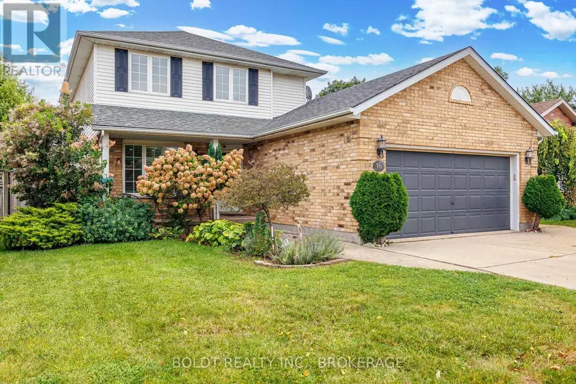 Detached at 16 WESTBURY DRIVE, St. Catharines