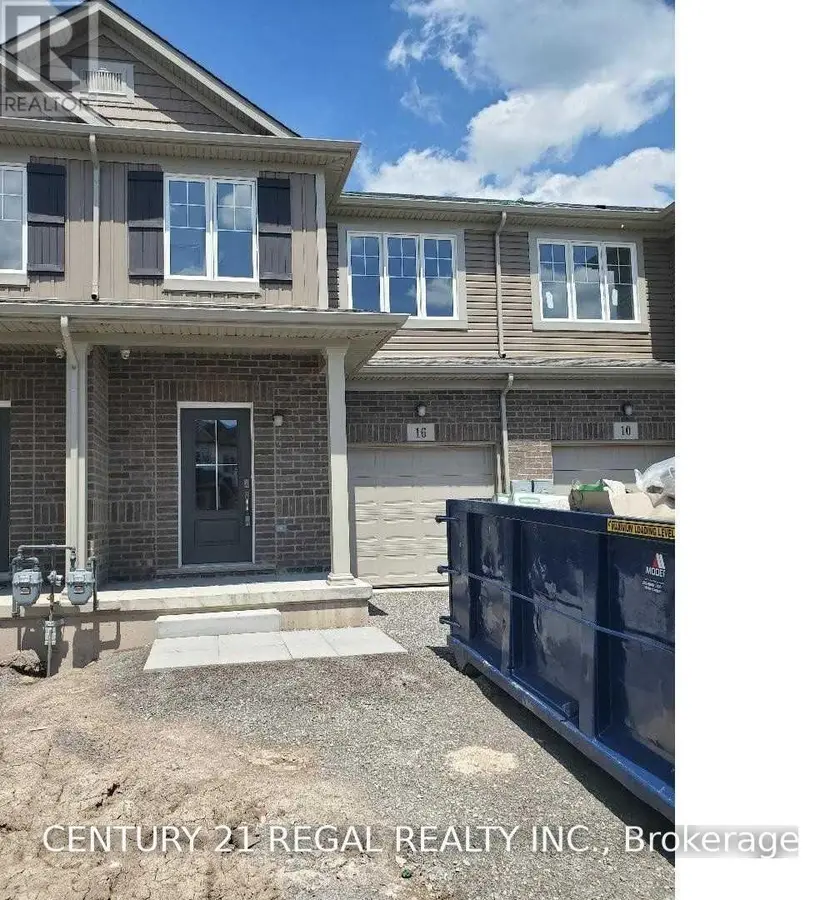 Townhouse at 10 SYCAMORE STREET, Welland