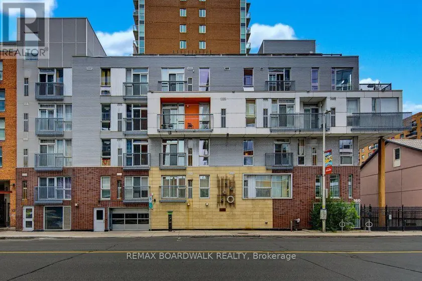 Apartment at 104 - 360 CUMBERLAND STREET, Ottawa