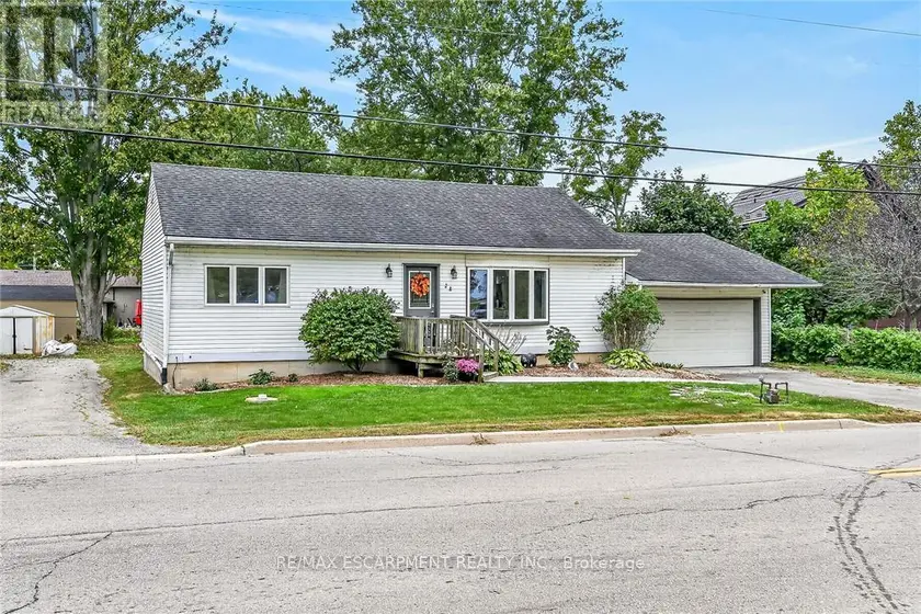 Detached at 28 NELLES STREET E, Haldimand