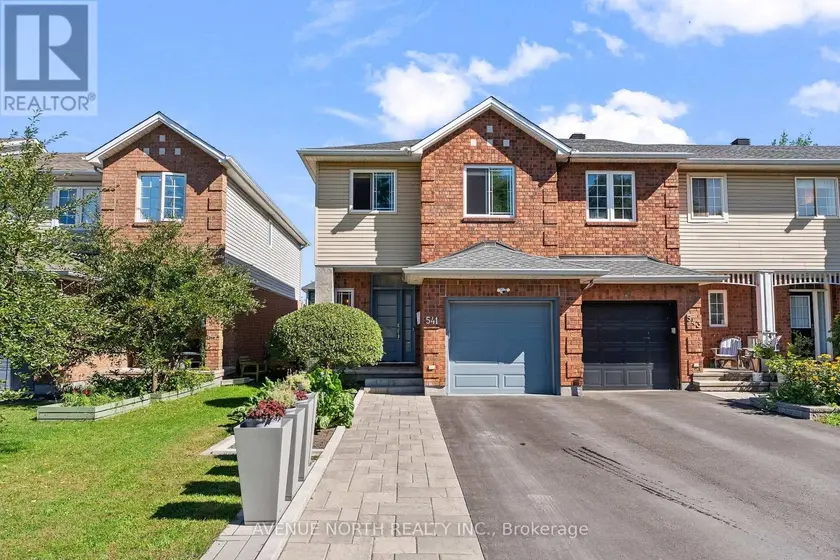 Townhouse at 541 WILD SHORE CRESCENT, Ottawa
