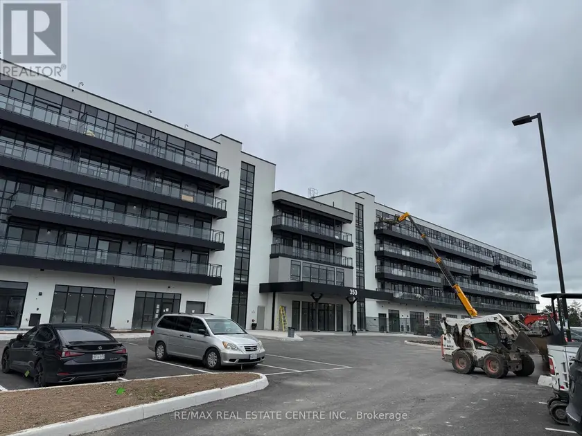 Apartment at 325 - 350 PRINCE CHARLES DR S DRIVE, Welland