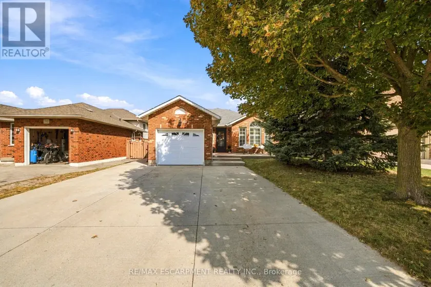 Detached at 776 ACADIA DRIVE, Hamilton