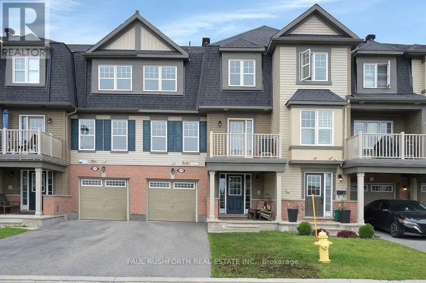 Townhouse at 375 SWEETFERN CRESCENT, Ottawa