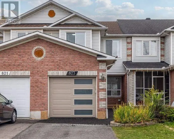 Townhouse at 823 NESTING WAY, Ottawa