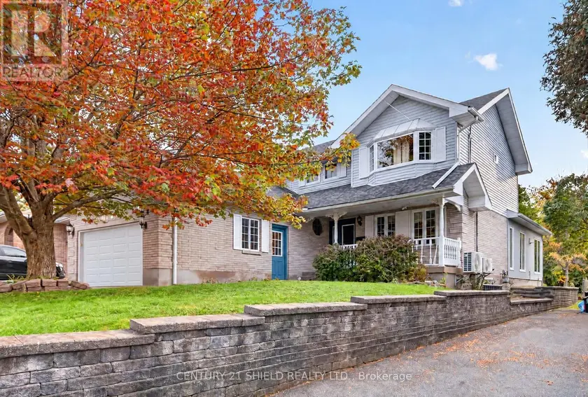 Detached at 868 LAFLIN STREET, Cornwall