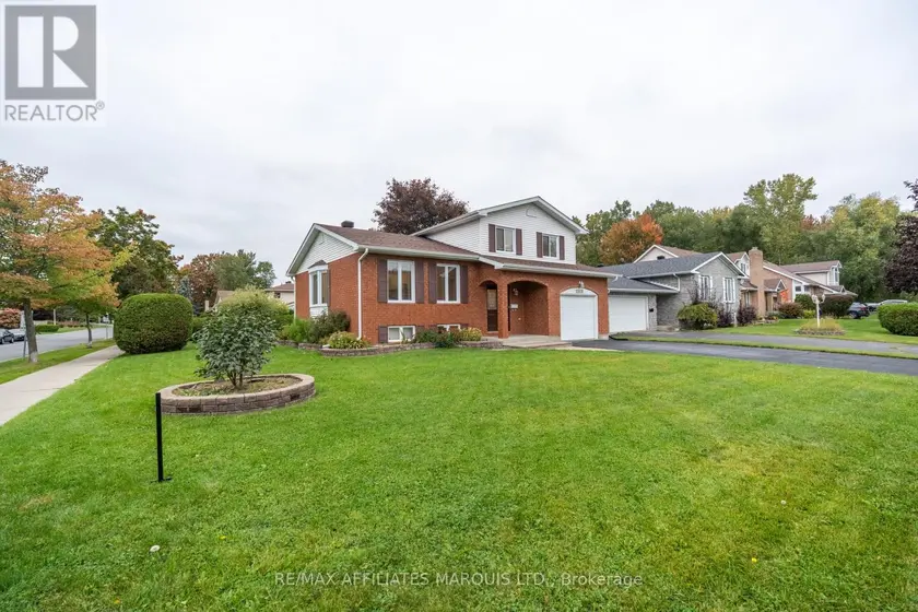 Detached at 1519 STEPHEN STREET, Cornwall