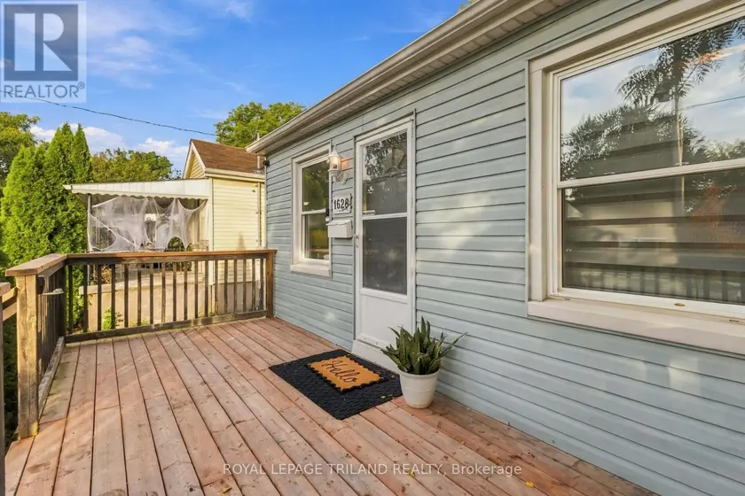 Detached at 1628 CHURCHILL AVENUE, London East