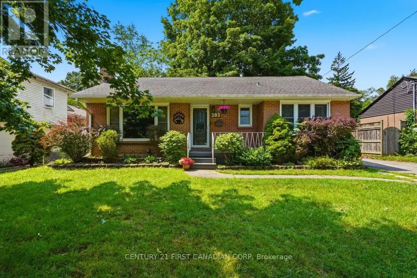 Detached at 283 SPRUCE STREET, London East