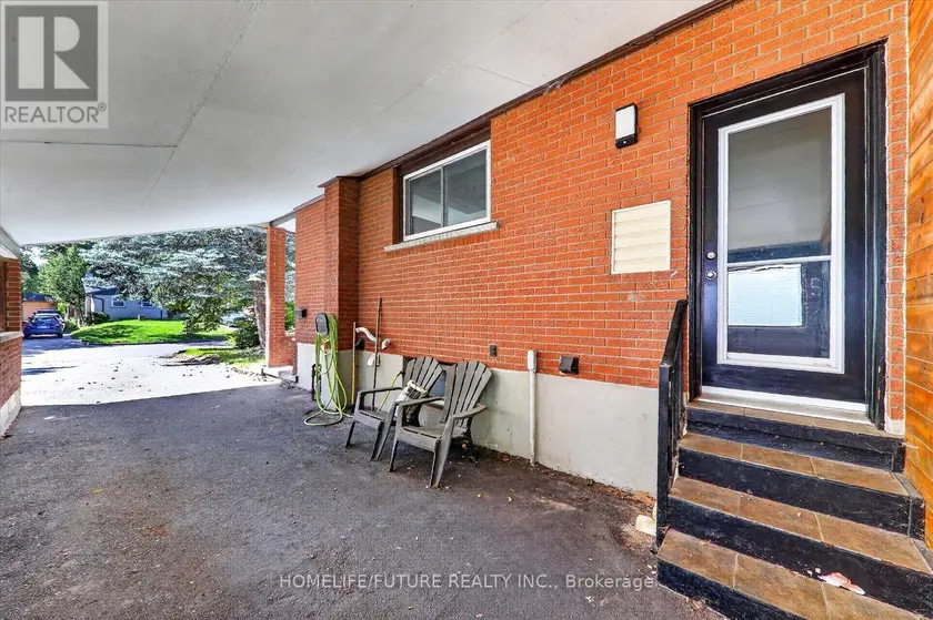 Detached at 7 CARDILL CRESCENT, Waterloo