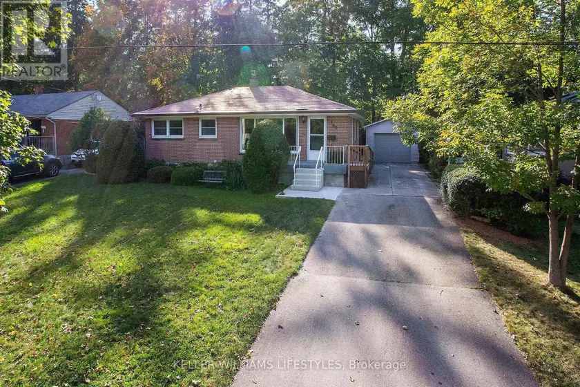 Detached at 155 TROWBRIDGE AVENUE, London South