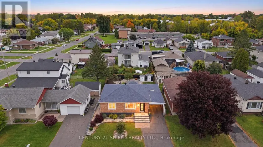 Detached at 1019 MIRON AVENUE, Cornwall