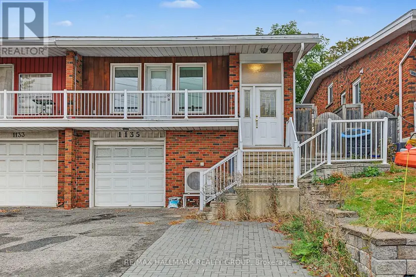 Semi-Detached/Link at UNIT A (UPPER UNIT) - 1135 MAITLAND AVENUE, Ottawa