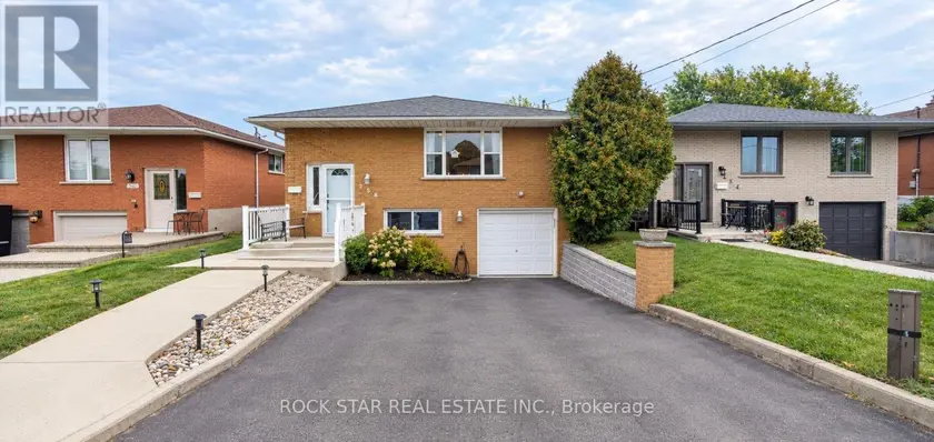 Detached at MAIN - 258 CARSON DRIVE, Hamilton