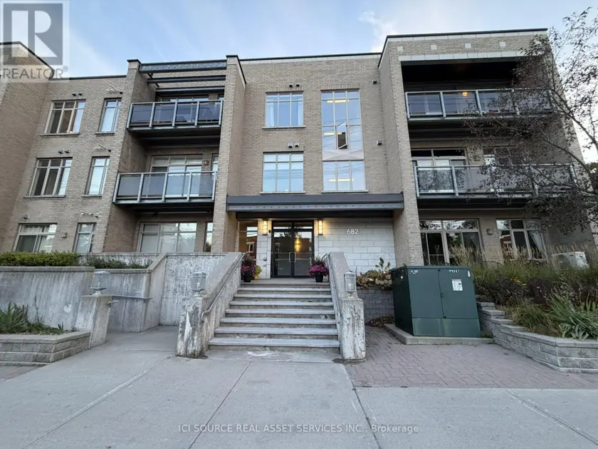 Apartment at 301 - 682 CHURCHILL AVENUE N, Ottawa