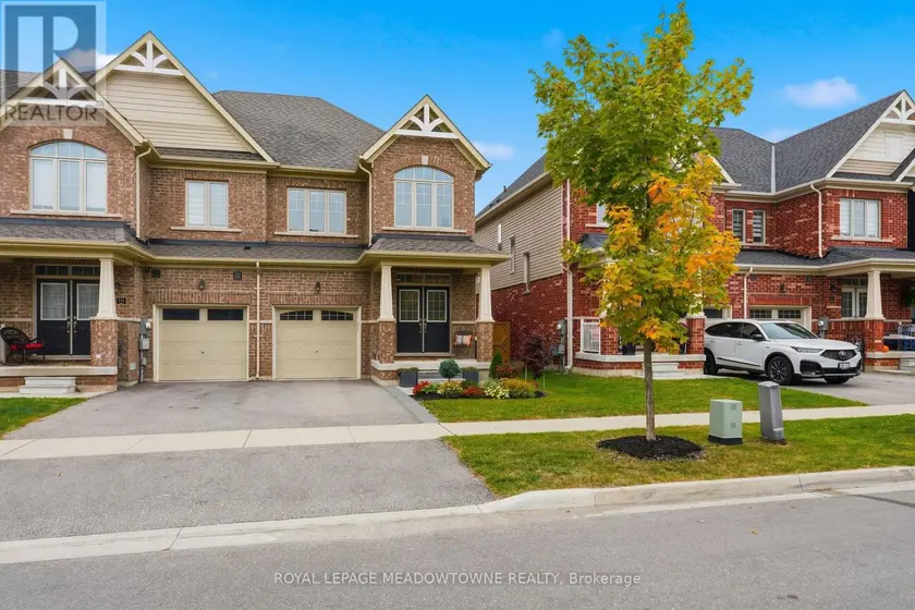 Townhouse at 113 TAYLOR AVENUE, Guelph/Eramosa
